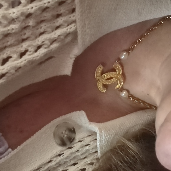 Chanel Vintage 1985 CC Logo Necklace Authentic Rare Gold-Tone - Picture 9 of 9